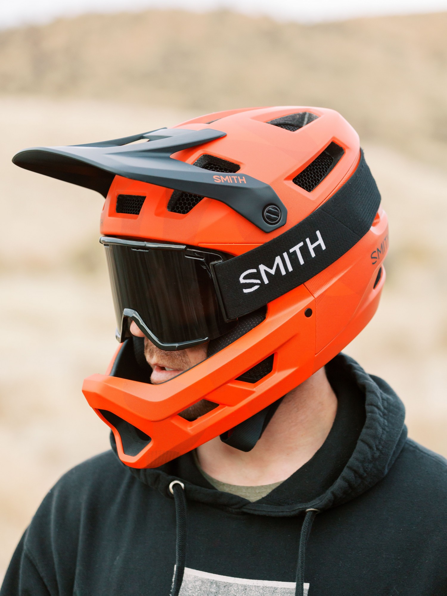 KASK SMITH MAINLINE MIPS MATTE BONE GRADIENT MTB ENDURO DOWNHILL E-BIKE