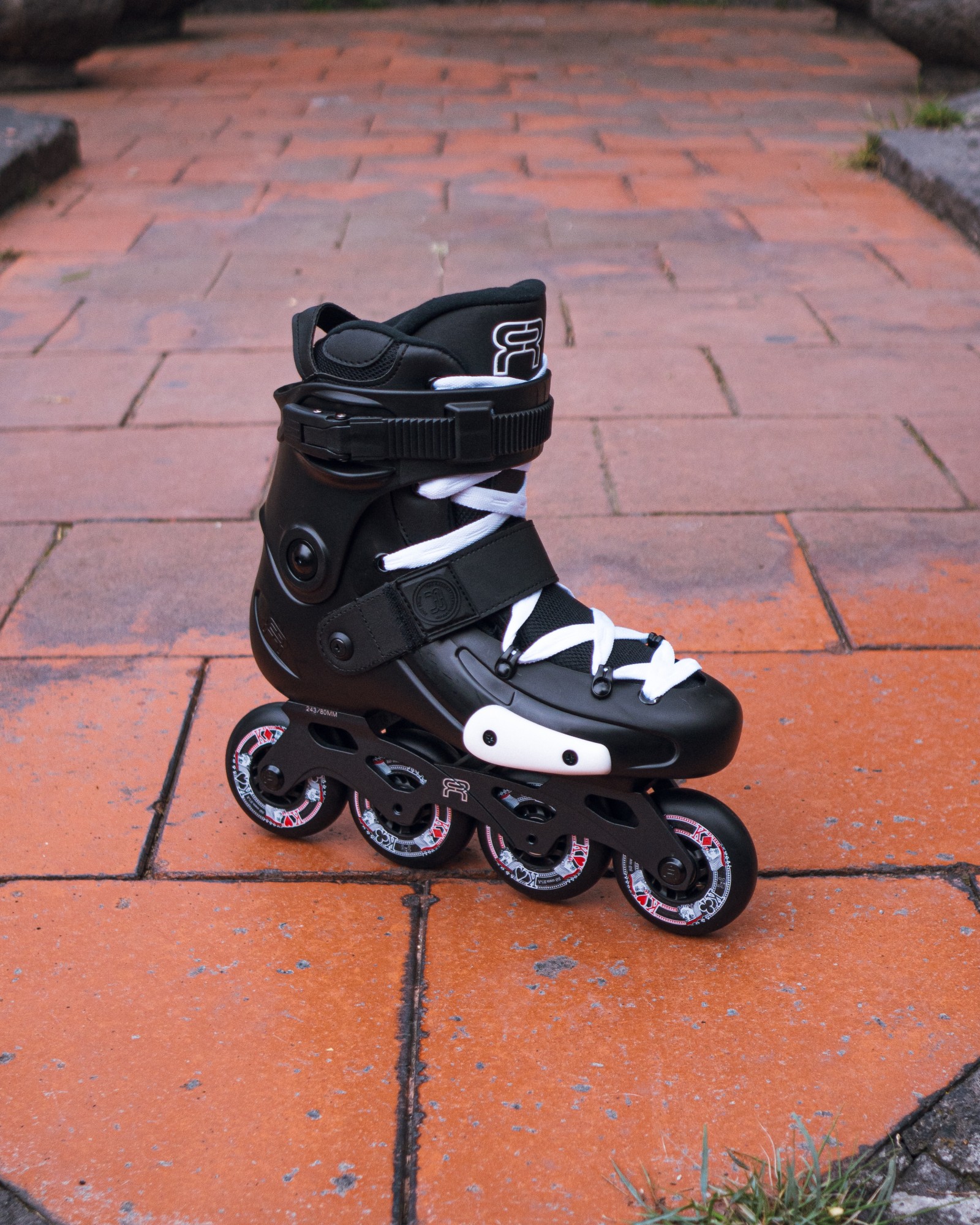 ROLKI FR SKATES FRX 80 BLACK