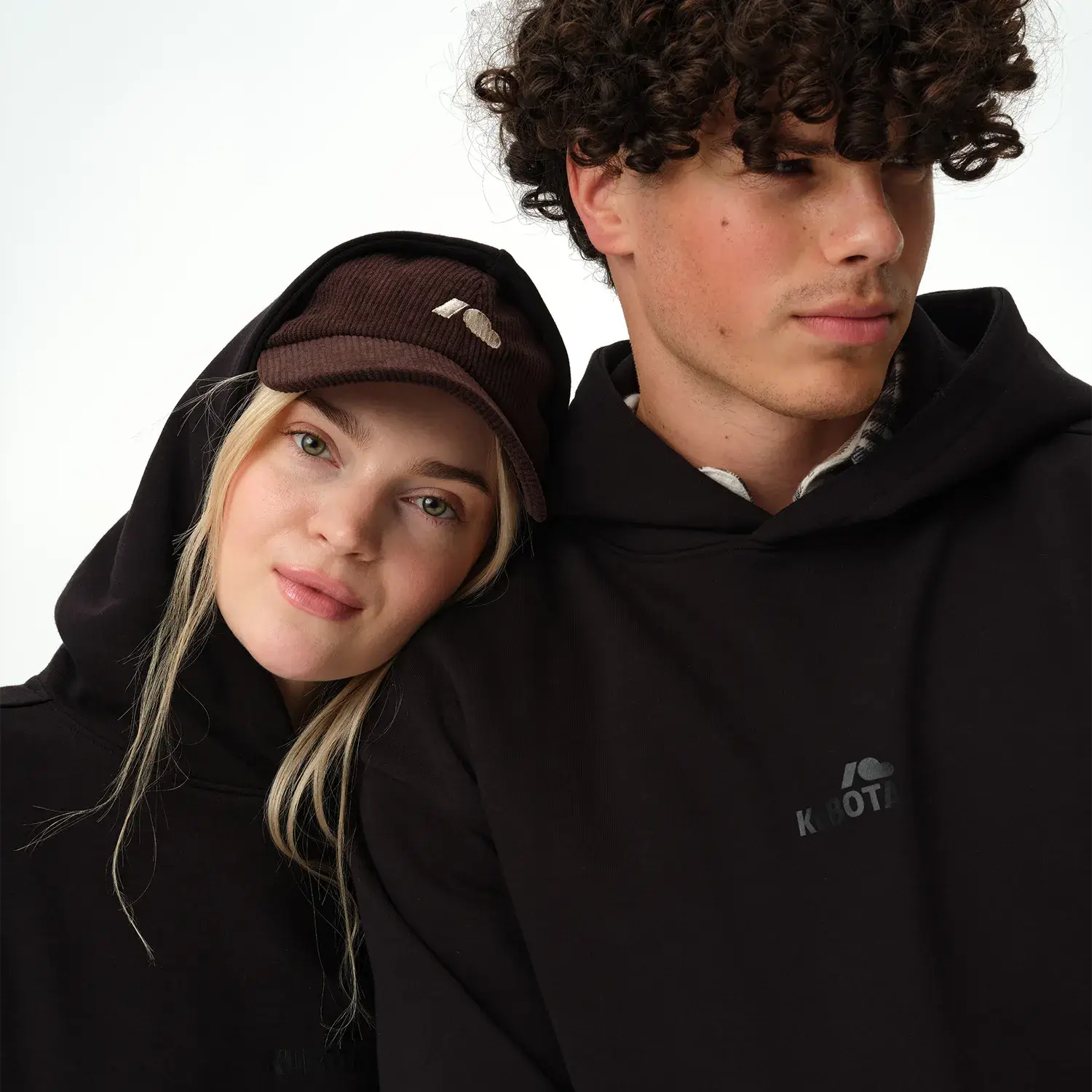 KUBOTA BLUZA STATEMENT UNISEX Z KAPTUREM CZARNA