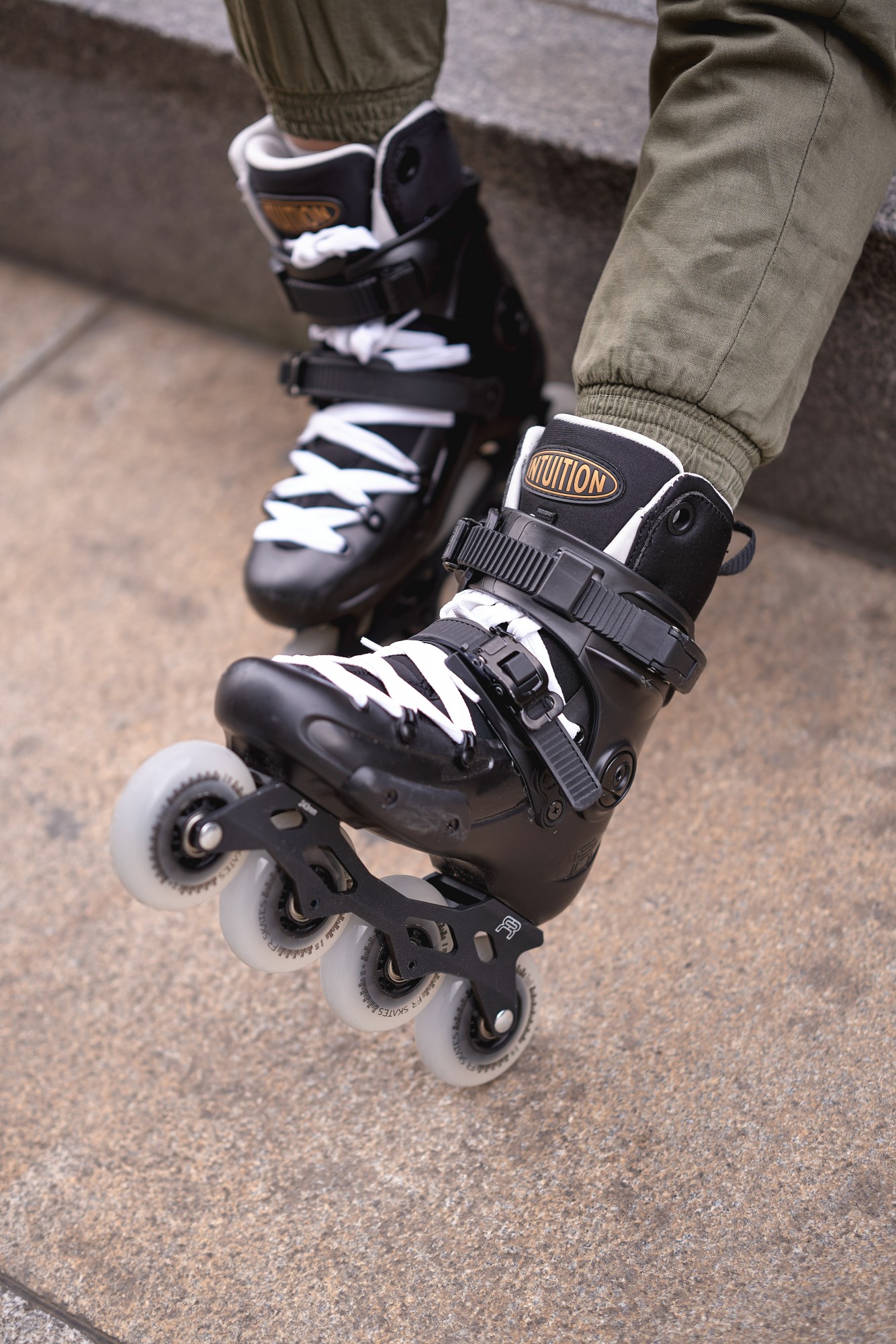 ROLKI FR SKATES FR1 325 DELUXE INTUITION BLACK