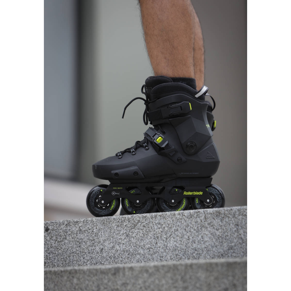 ROLKI ROLLERBLADE TWISTER XT BLACK LIME