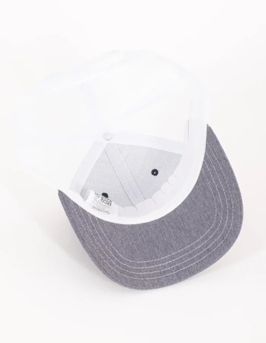 CZAPKA NERVOUS TRUCKER CLASSIC BLACK WHITE