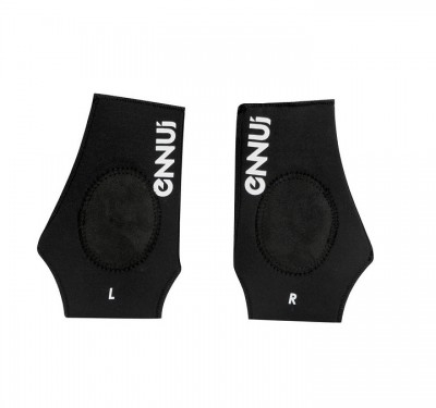 OCHRANIACZE ENNUI ST ANKLE GUARD BLACK