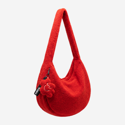 KUBOTA TORBA Z POLARU CUSHY Z BRELOKIEM COMFY CLUB CZERWONA